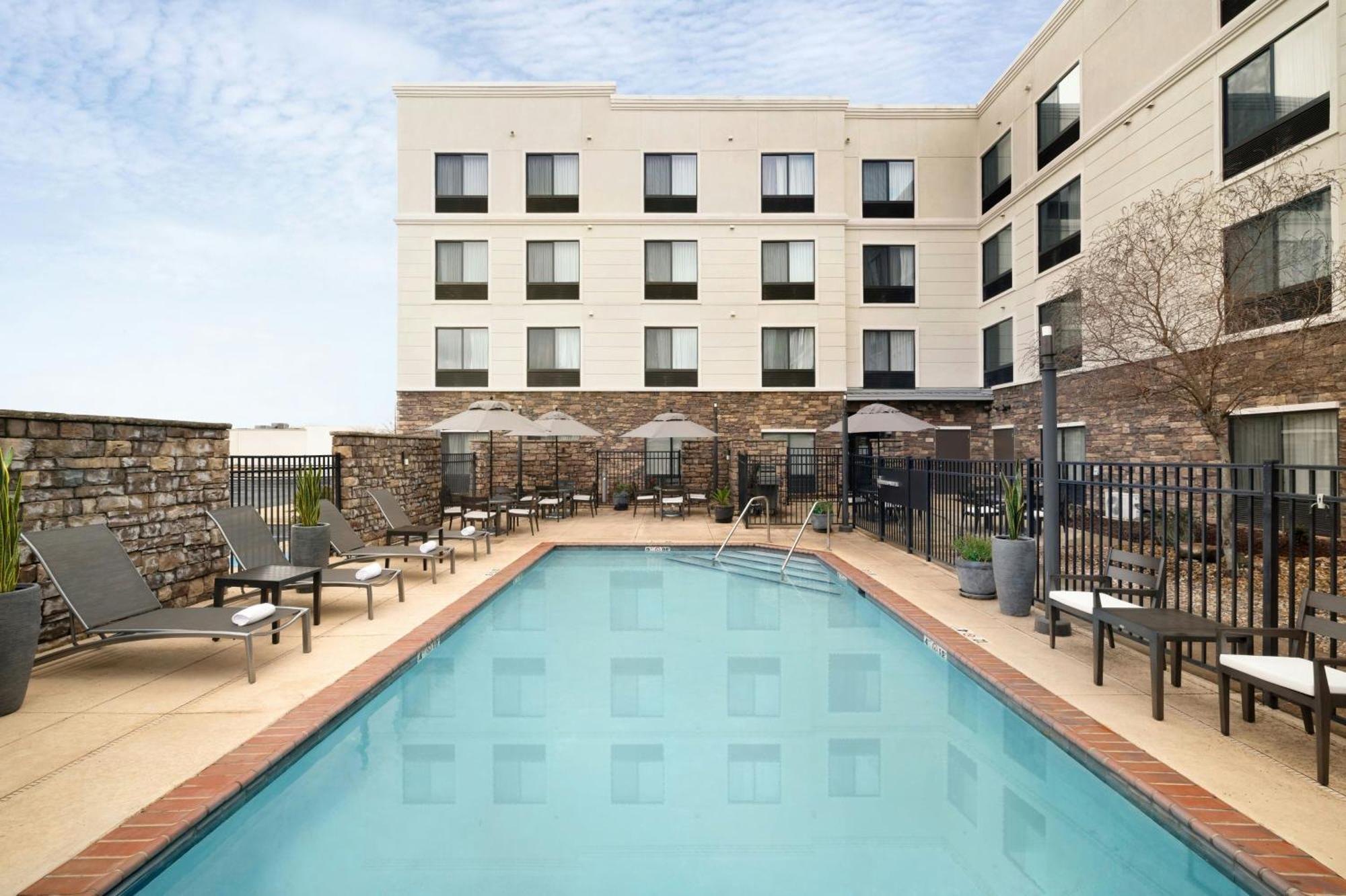 Towneplace Suites By Marriott Alexandria Exterior photo